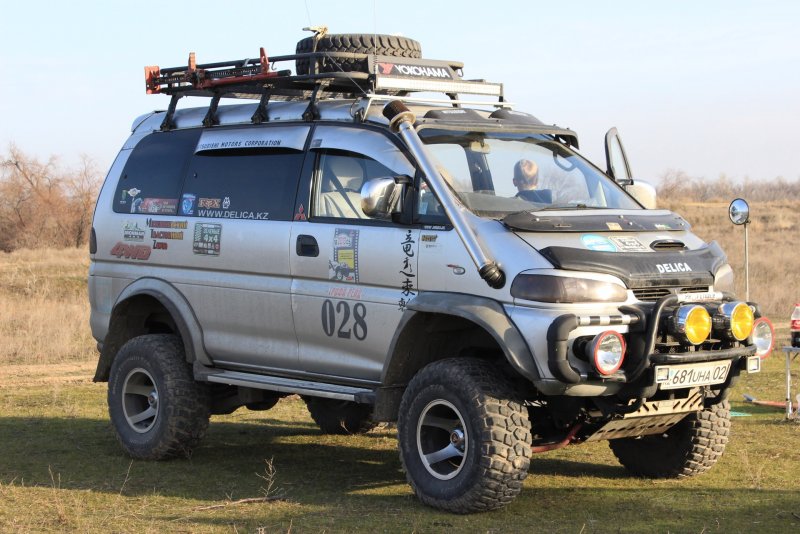 Mitsubishi l400 2.5 d
