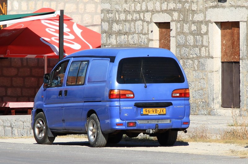 Mitsubishi Delica l400