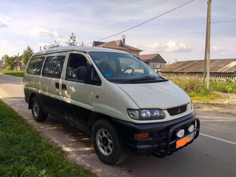 Mitsubishi l400 1998