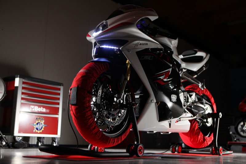 Fa 13 Combat Fighter