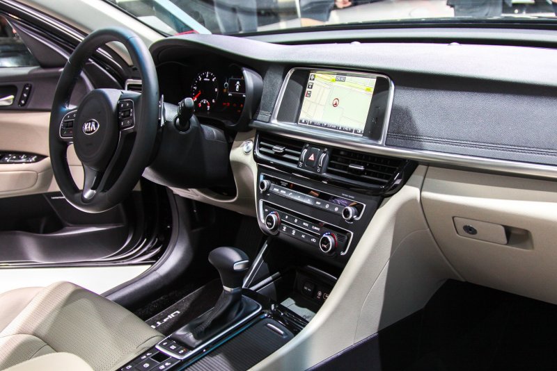 Kia Optima 2016 салон
