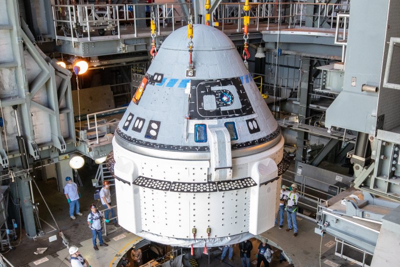 Космический корабль CST-100 Starliner