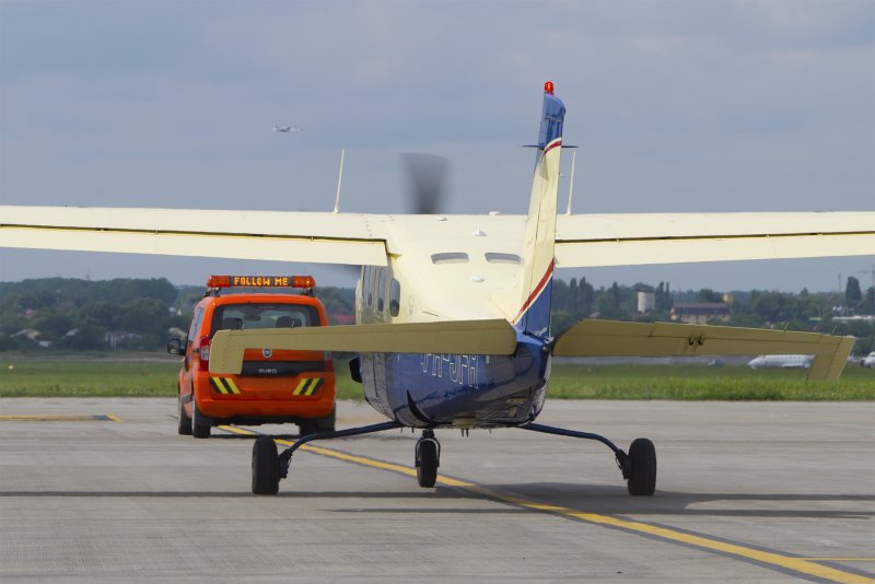 КЭМЗ МАИ 411