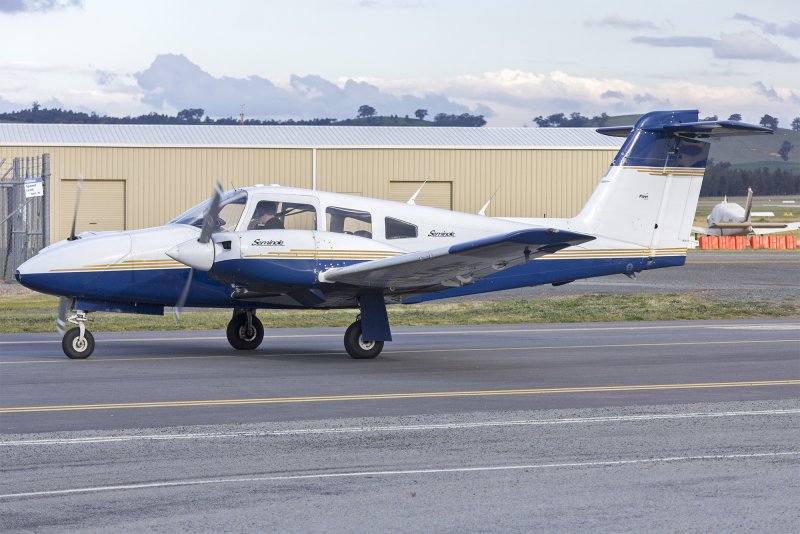Пайпер Семинол pa-44