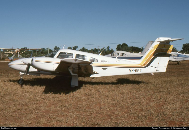 Пайпер Семинол pa-44