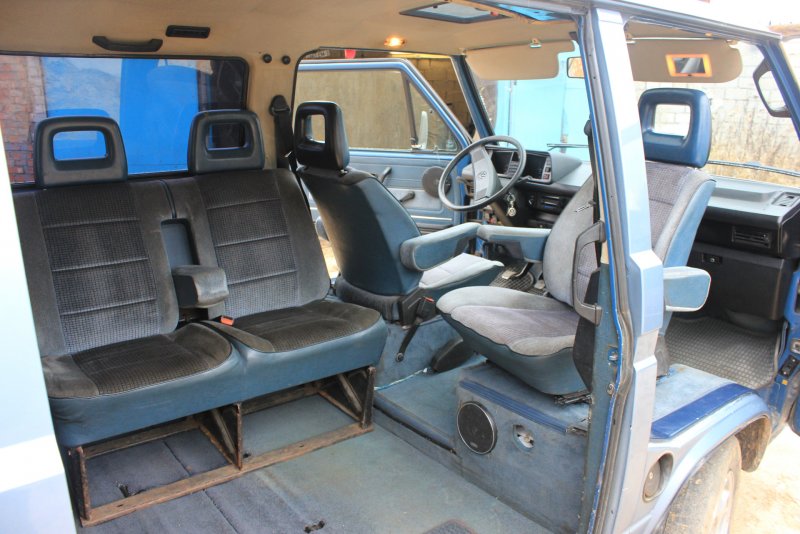 Volkswagen Caravelle 6.1 салон