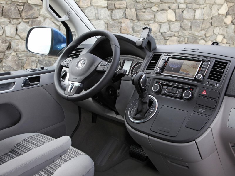 Volkswagen Multivan t5 салон