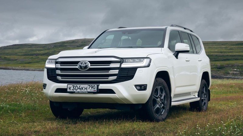 Toyota Land Cruiser 300 2021