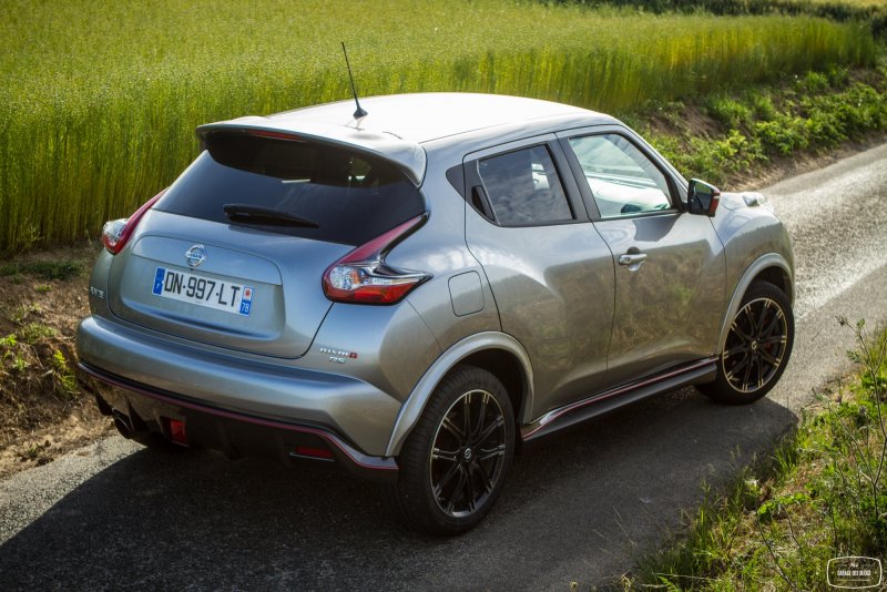 Nissan Juke r