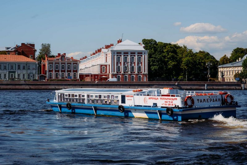 Теплоход Тамерлан СПБ