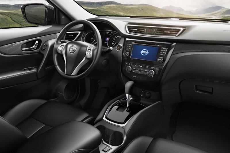Nissan x-Trail семиместный