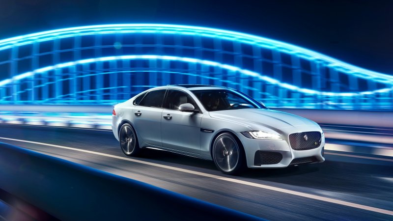 Jaguar XF