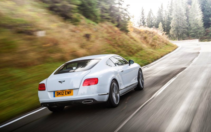 Bentley Continental gt 2001 сзади