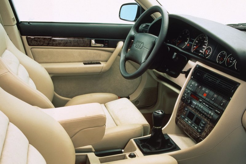 Audi a6 c4 1994 Interior