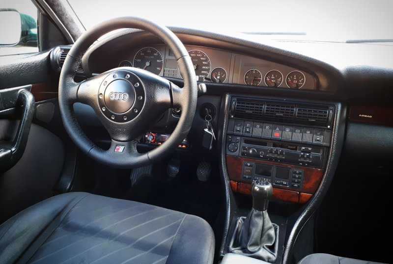 Audi а6 с4 салон