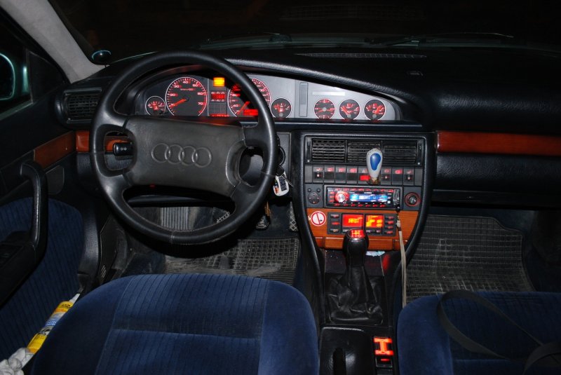 Audi 100 c4 салон