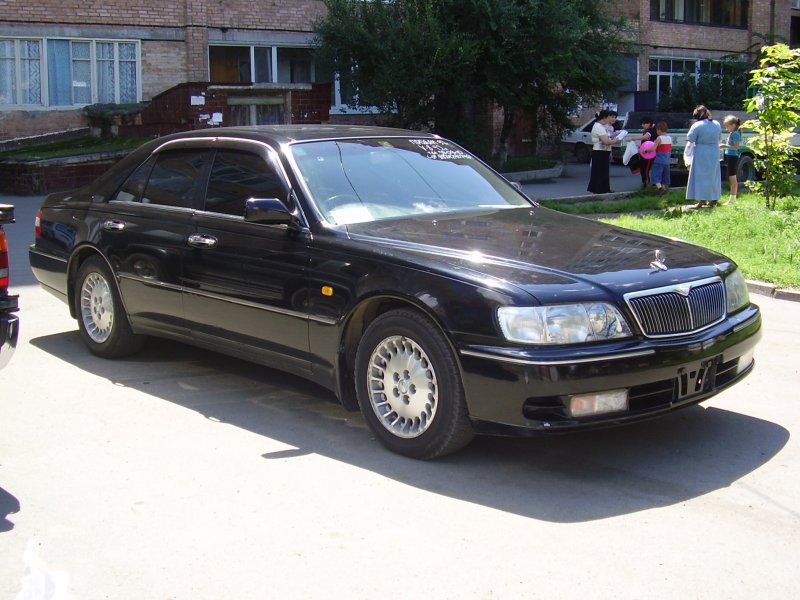 Ниссан президент 2000