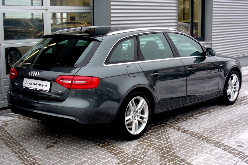 Audi a4 b8 универсал