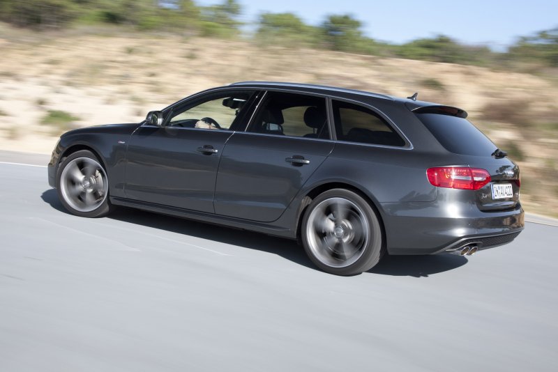 Audi a4 b8 Рестайлинг универсал