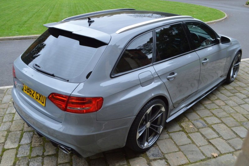 Audi a4 b8 универсал