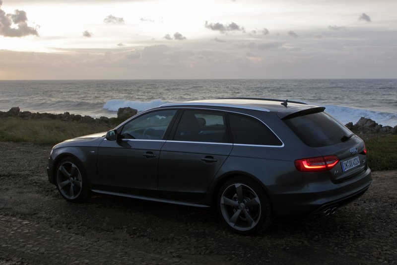 Audi a4 quattro s line