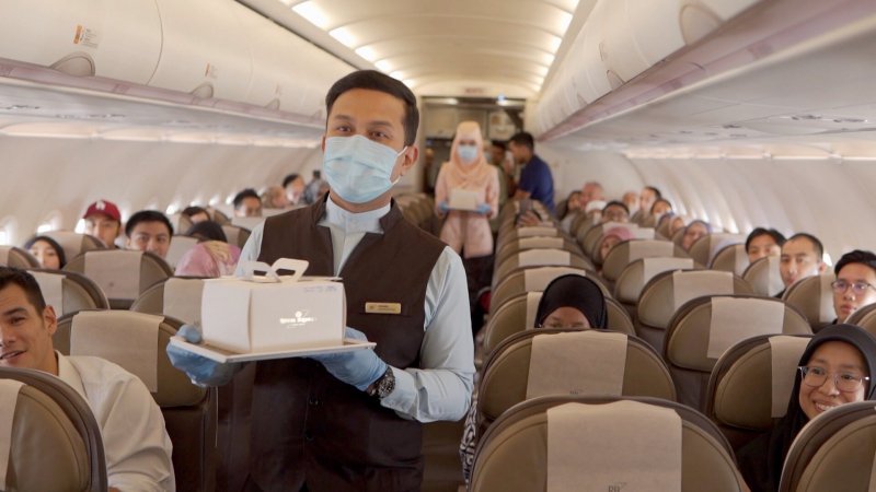 Brussels Airlines стюардессы