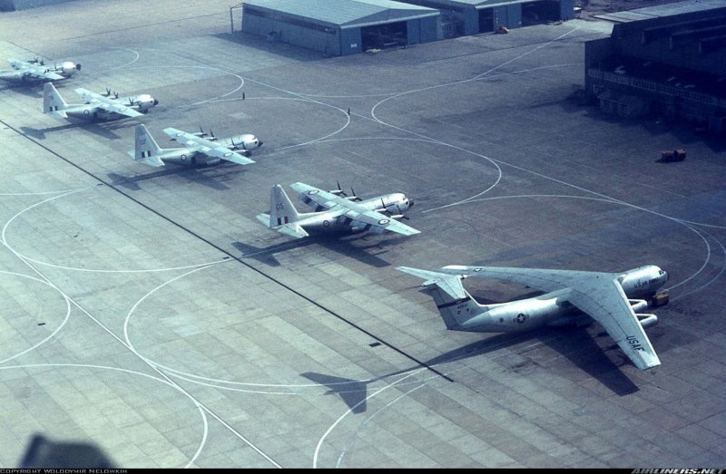 Curtiss c-46 Commando