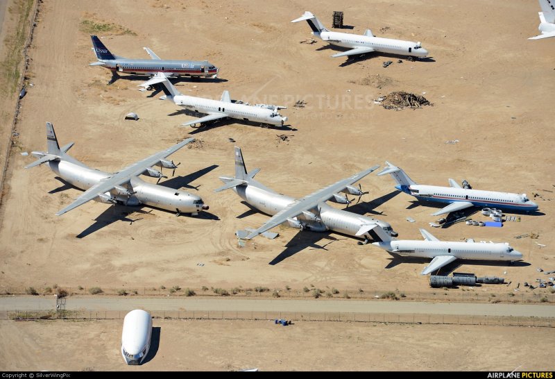 Самолет c-141b Starlifter