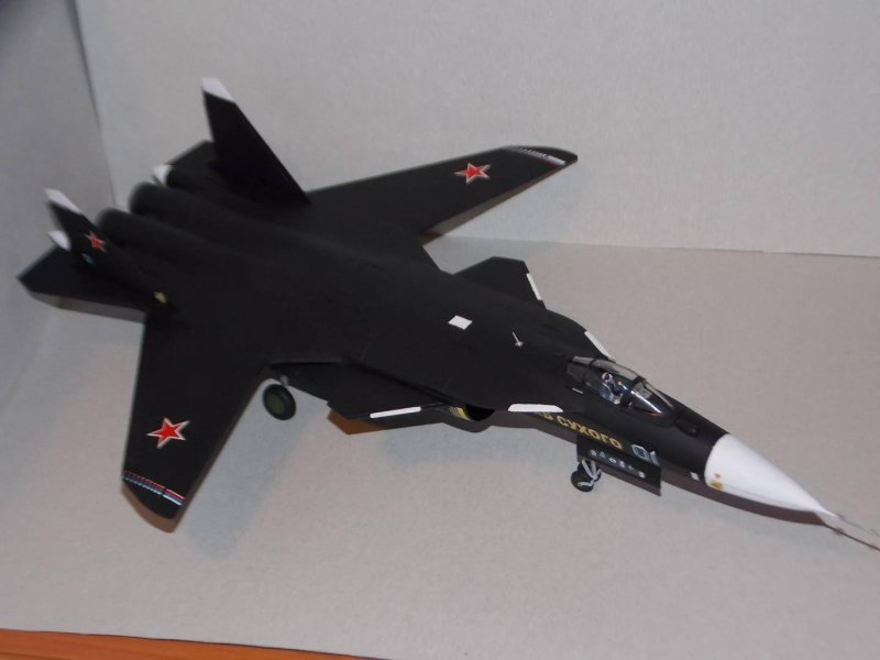Су-47 Беркут отсек