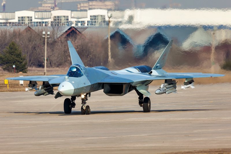 Истребитель Су-57 (т-50)