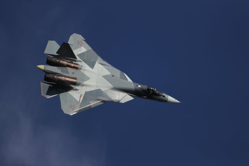 Су-57 двухдвигательный реактивный самолёт