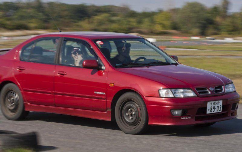Nissan primera p11 stance