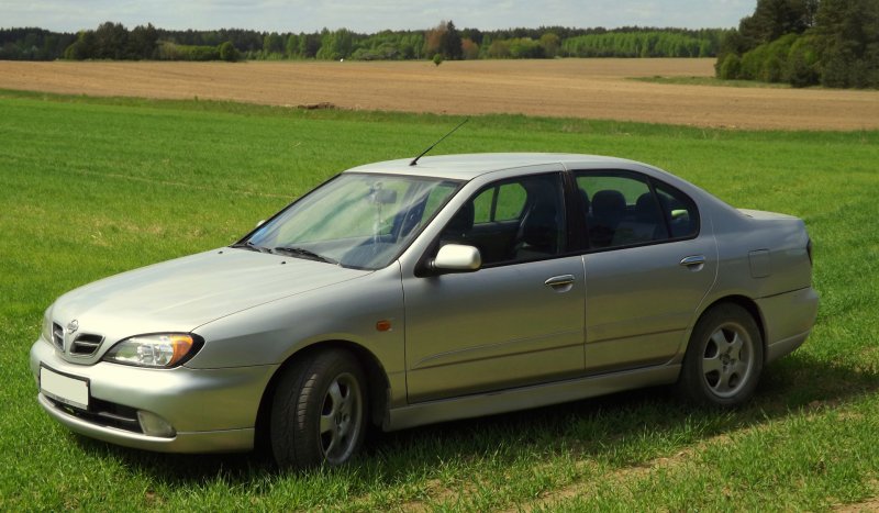 Nissan primera 2000 металлик