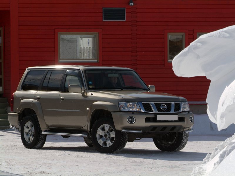 Nissan Patrol y61