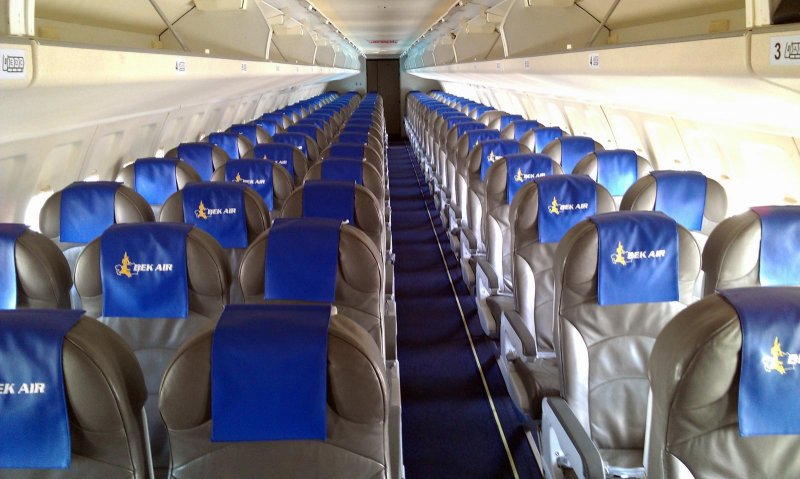 Fokker 100 фото