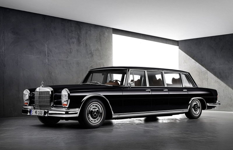 Mercedes Benz 600 w100