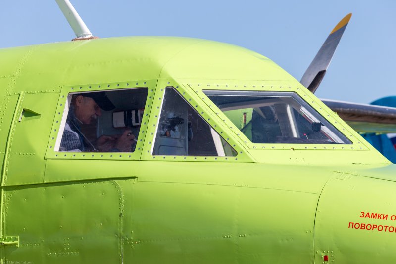 Самолет тр 410 салон