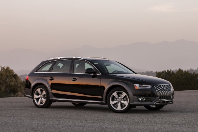 Audi a4 Allroad 2014