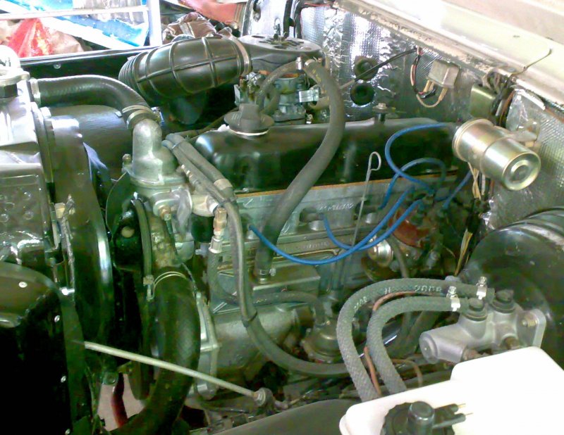 УАЗ 3151 под капотом