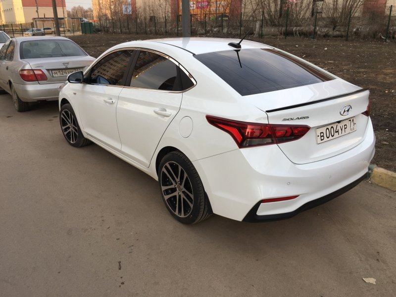 Тюнингованный Hyundai Solaris