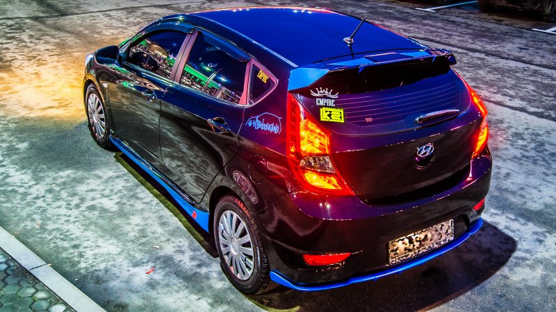 Hyundai Solaris черный тонированный