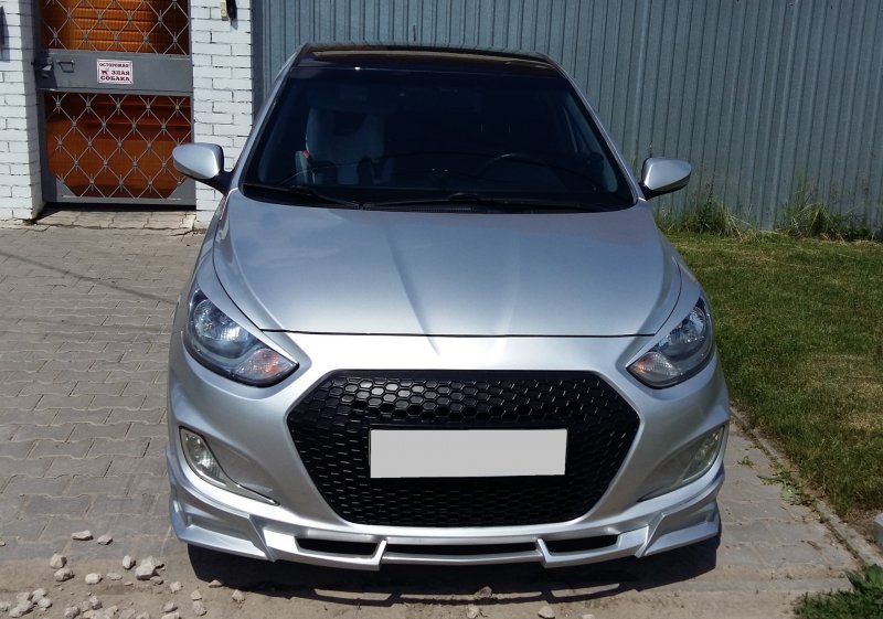 Hyundai Solaris 2015 Black