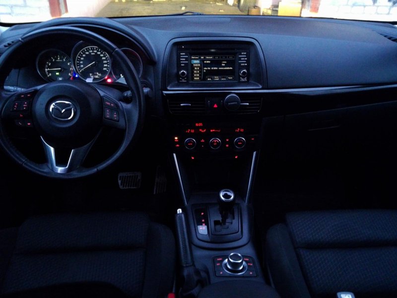 CX-5 2008 салон