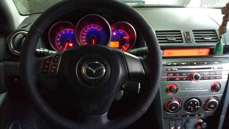Mazda 3 2004 руль