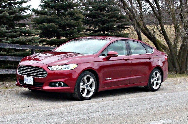 Ford Fusion Hybrid 2013