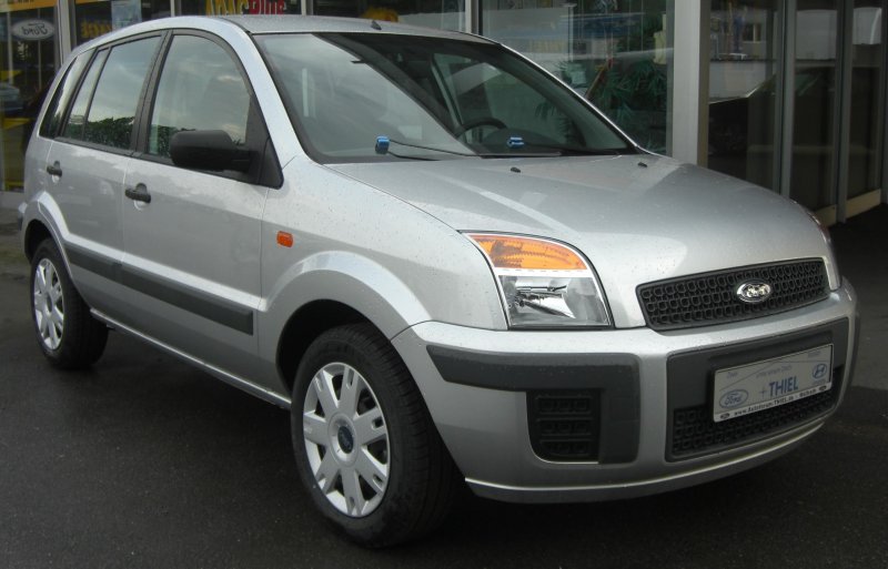 Ford Fusion 1990