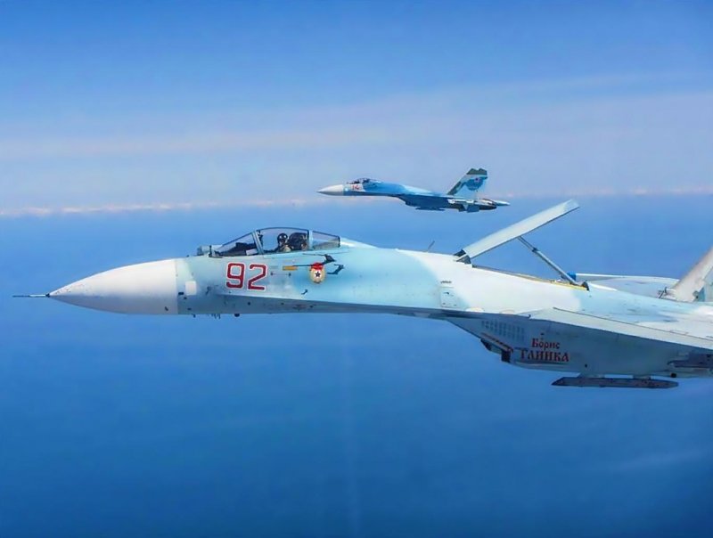 Су-27 истребитель - перехватчик