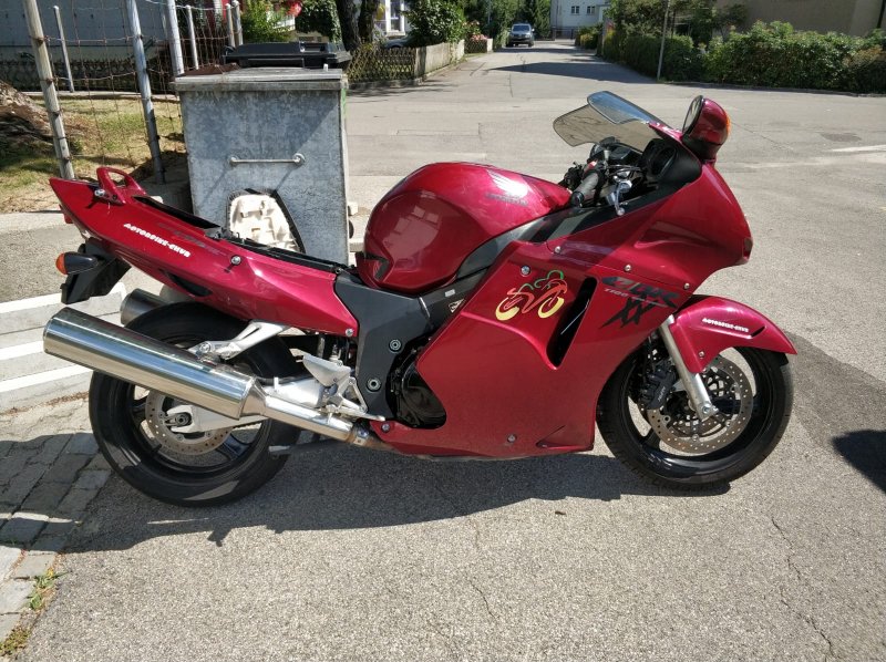 Honda Blackbird 1100