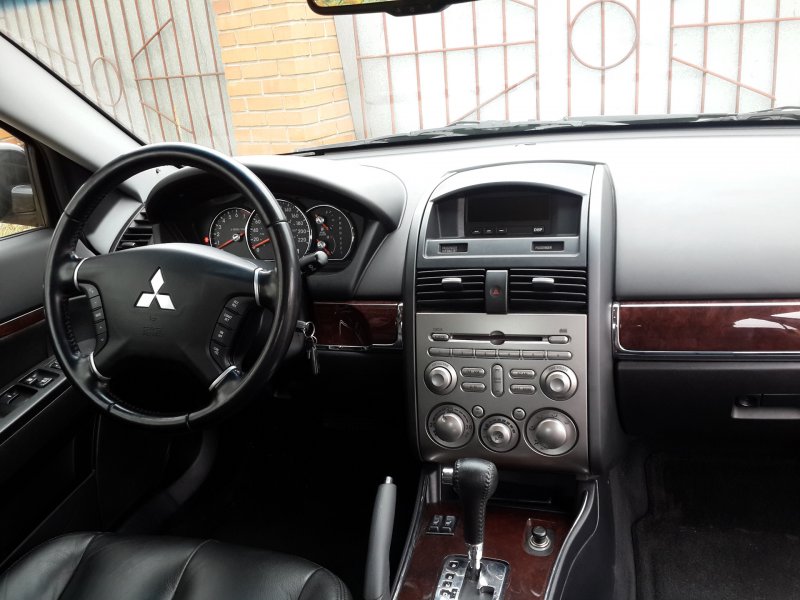Mitsubishi Galant 9 салон
