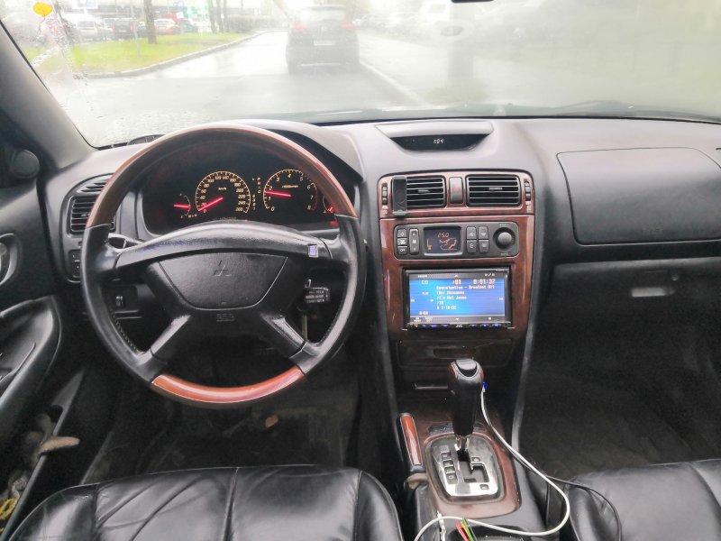 Mitsubishi Galant 8 салон европеец
